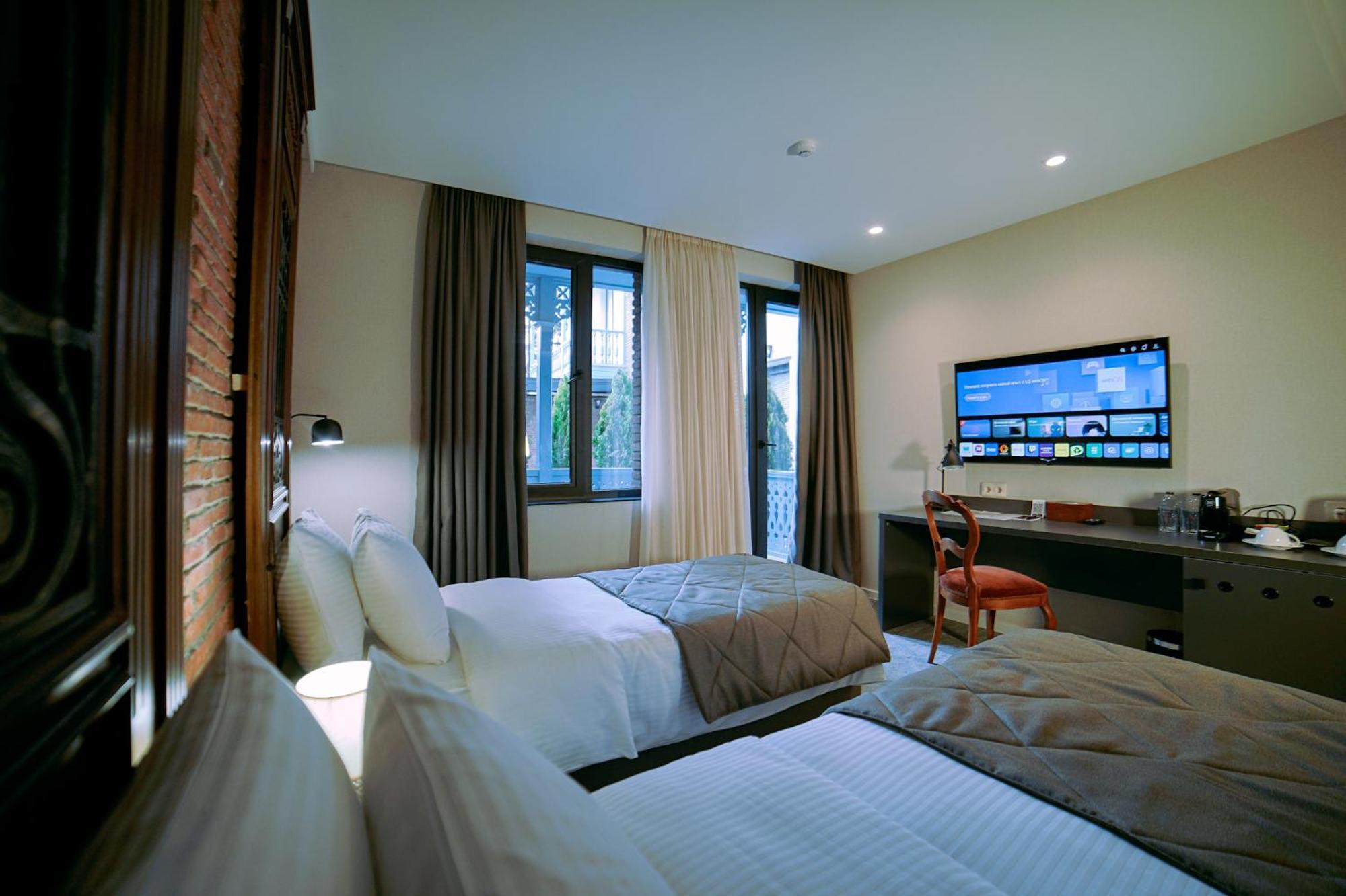 TbiliSee Boutique Hotel Tbilissi Extérieur photo