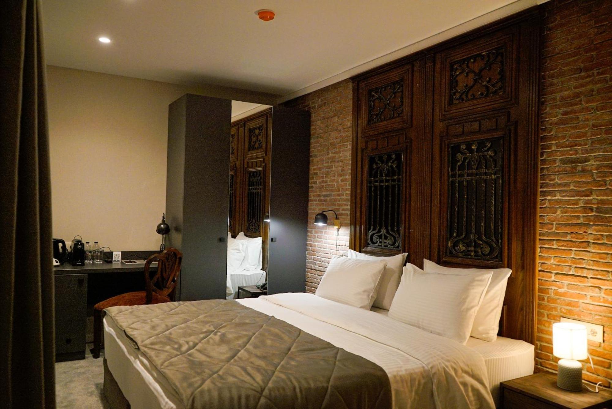 TbiliSee Boutique Hotel Tbilissi Extérieur photo